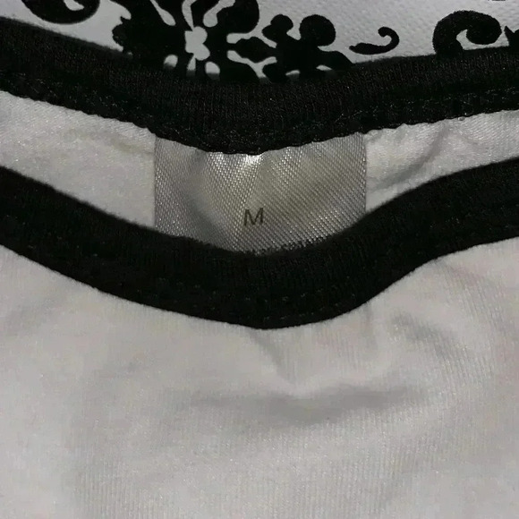 NEW YEARS OUTFIT NEW WITH IMPERFECTIONS SIZE M - Picture 5 of 8